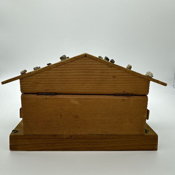 VTG‎ Cuendet SWITZERLAND MUSICAL BOX SHALET “Love Story 7.25"x4.75" WOOD - Picture 11 of 14
